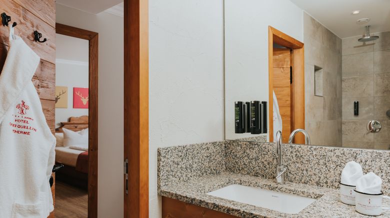 <b>Hotel Drei Quellen Therme Room</b>. Images powered by <a href="https://www.leonardoworldwide.com/" title="Leonardo Worldwide" target="_blank">Leonardo</a>.
