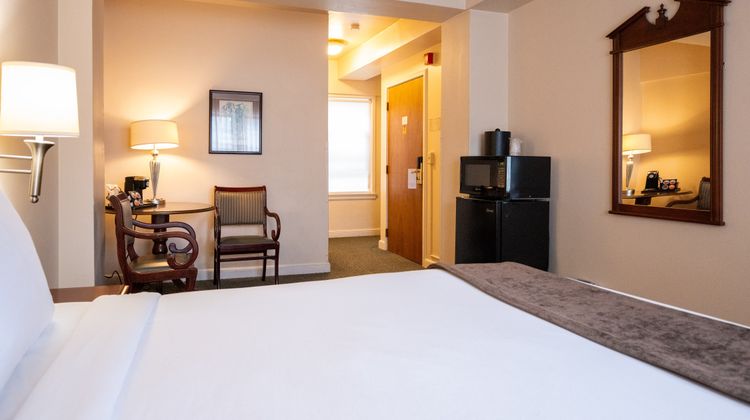 Inn at Virginia Mason Room