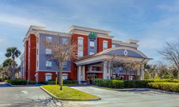 Holiday Inn Express Hotel & Suites -East