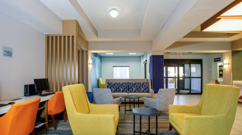 <b>Holiday Inn Express Hotel & Suites -East Exterior</b>. Images powered by <a href="https://www.leonardoworldwide.com/" title="Leonardo Worldwide" target="_blank">Leonardo</a>.