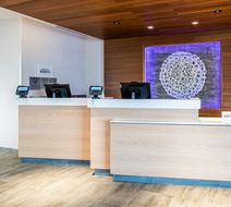 Fairfield Inn & Suites Marriott Lobby