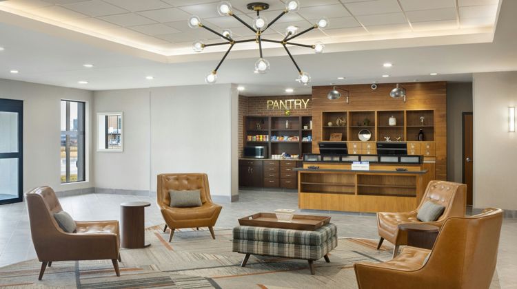 Four Points by Sheraton Saginaw Lobby