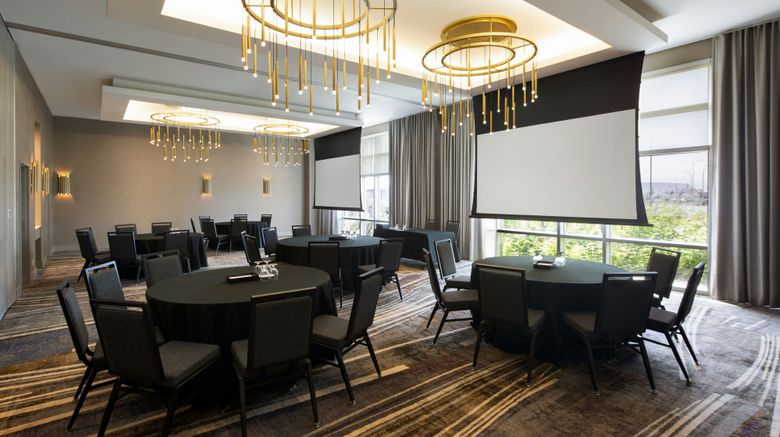 <b>Courtyard by Marriott Montreal Airport Meeting</b>. Images powered by <a href="https://www.leonardoworldwide.com/" title="Leonardo Worldwide" target="_blank">Leonardo</a>.