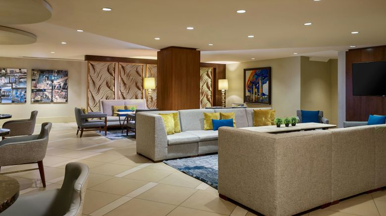 <b>Marriott Chicago O'Hare Lobby</b>. Images powered by <a href="https://www.leonardoworldwide.com/" title="Leonardo Worldwide" target="_blank">Leonardo</a>.