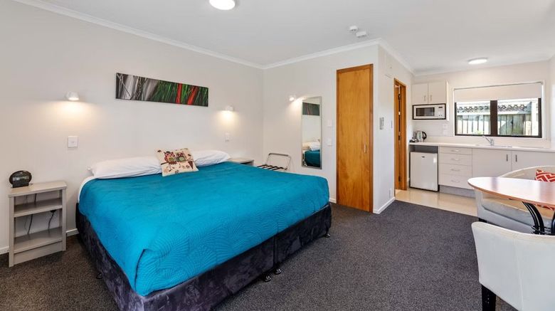 Knightsbridge Court Motor Lodge Room. Images powered by <a href="https://www.leonardoworldwide.com" target="_blank" rel="noopener">Leonardo</a>.
