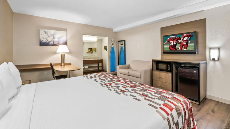 Red Roof Inn Washington, DC Room