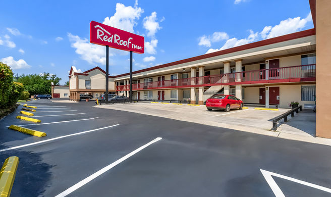 Red Roof Inn Washington, DC Exterior