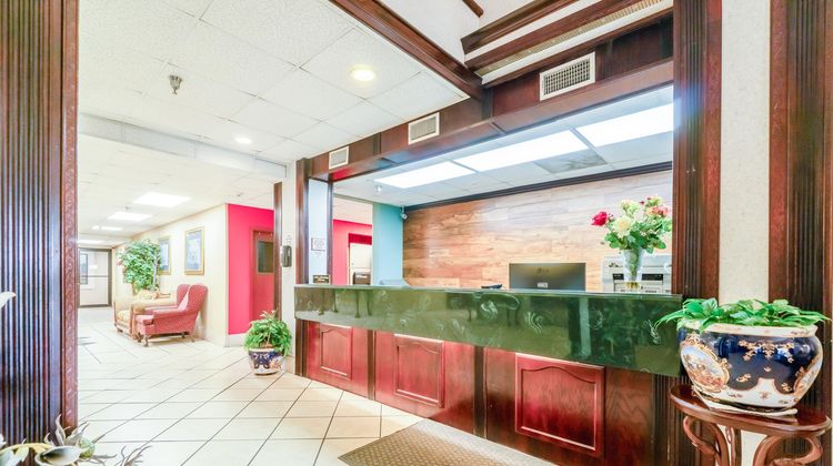Ark Suites By OYO Jonesboro Lobby