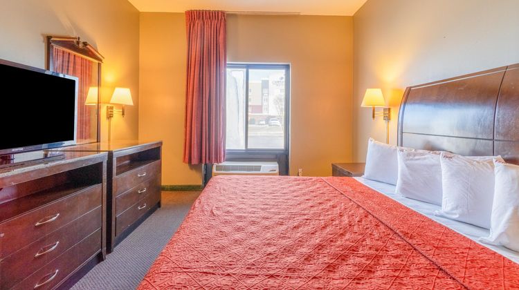 Ark Suites By OYO Jonesboro Room