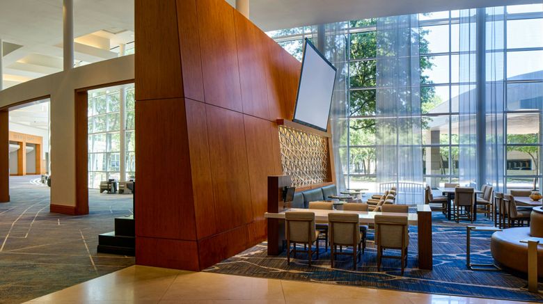 <b>The Woodlands Waterway Marriott Hotel Lobby</b>. Images powered by <a href="https://www.leonardoworldwide.com/" title="Leonardo Worldwide" target="_blank">Leonardo</a>.