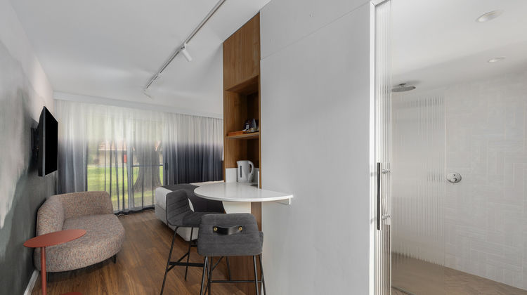 The Henty Traveller Room