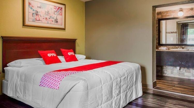 Budget Inn Room