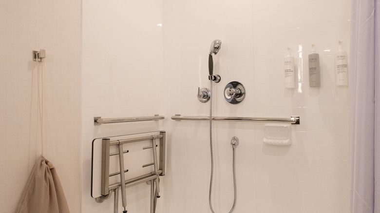 <b>Hilton Garden Inn Dayton Downtown Room</b>. Images powered by <a href="https://www.leonardoworldwide.com/" title="Leonardo Worldwide" target="_blank">Leonardo</a>.