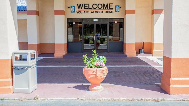 <b>OYO Hotel Greensboro I-40 Exterior</b>. Images powered by <a href="https://www.leonardoworldwide.com/" title="Leonardo Worldwide" target="_blank">Leonardo</a>.