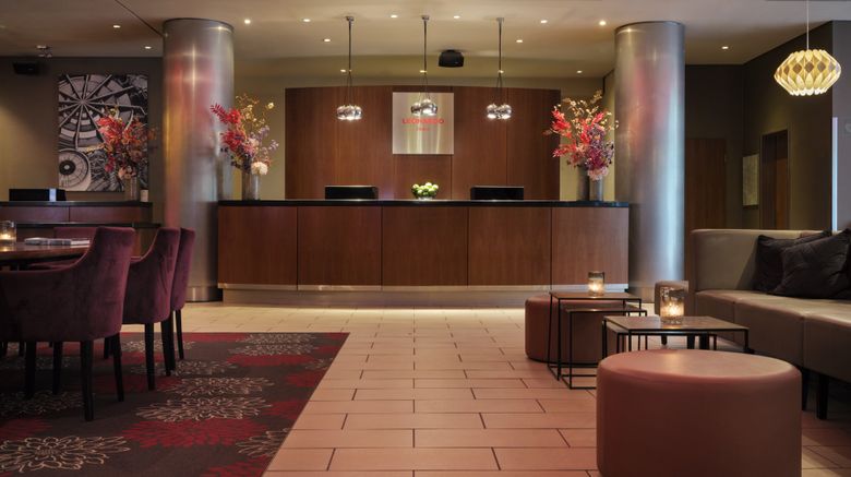 <b>Leonardo Royal Hotel Duesseldorf Lobby</b>. Images powered by <a href="https://www.leonardoworldwide.com/" title="Leonardo Worldwide" target="_blank">Leonardo</a>.