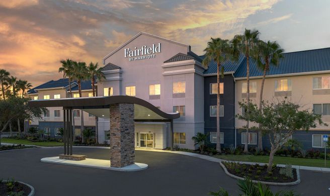 Fairfield Inn & Suites Sarasota Lakewood Exterior