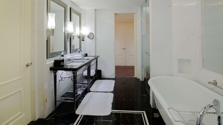 <b>Fairmont Peace Hotel Shanghai Suite</b>. Images powered by <a href=https://www.travelagewest.com/Hotels/Shanghai/