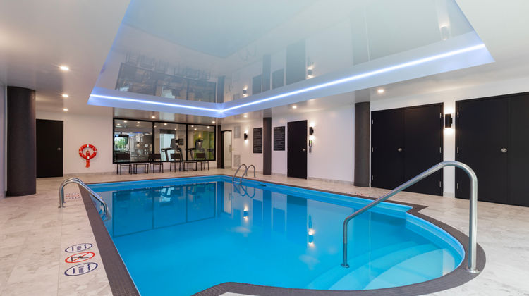 Holiday Inn St-Jean-sur-Richelieu Pool
