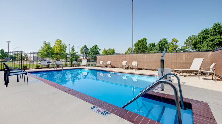 <b>Holiday Inn Express & Suites Moore Pool</b>. Images powered by <a href="https://www.leonardoworldwide.com/" title="Leonardo Worldwide" target="_blank">Leonardo</a>.
