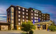 Holiday Inn Express & Suites Cold Lake