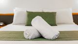 Emerald Maraboon Motor Inn Room
