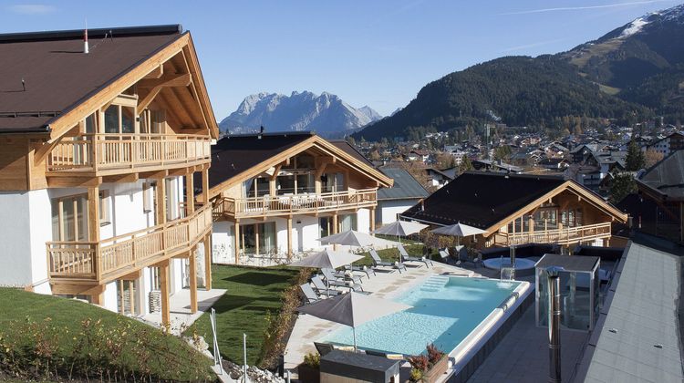 Mountains St Peter Hotel Exterior