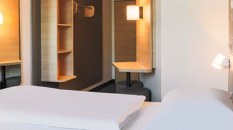<b>B&B Hotel Mannheim Friedrichsfeld Exterior</b>. Images powered by <a href="https://www.leonardoworldwide.com/" title="Leonardo Worldwide" target="_blank">Leonardo</a>.