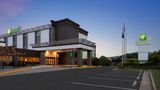 Holiday Inn Roanoke-Tangelwood Exterior
