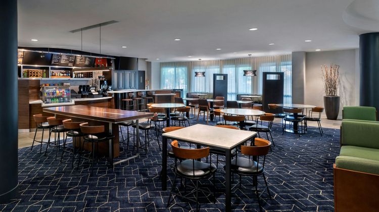 Courtyard by Marriott Paramus Restaurant