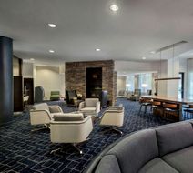 Courtyard by Marriott Paramus Lobby