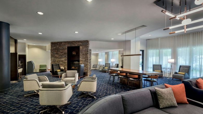 <b>Courtyard by Marriott Paramus Lobby</b>. Images powered by <a href="https://www.leonardoworldwide.com/" title="Leonardo Worldwide" target="_blank">Leonardo</a>.