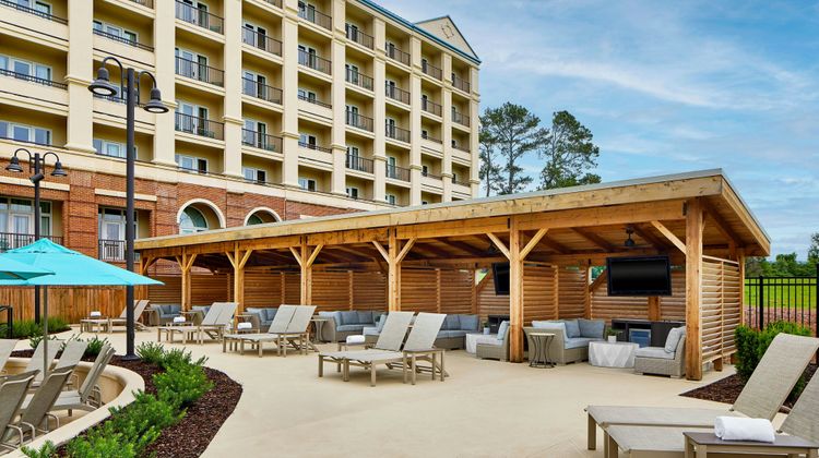 Renaissance Shoals Resort & Spa Pool
