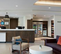 Fairfield Inn & Suites Lancaster Lobby