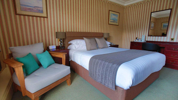 Oaklands Hotel Norwich Room
