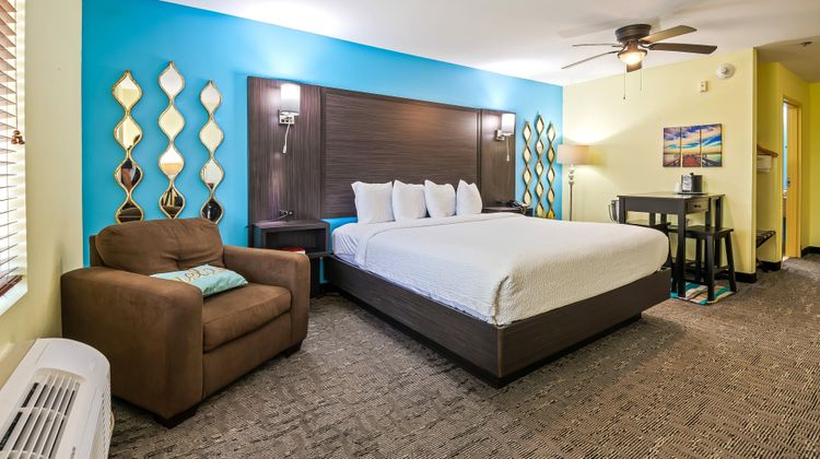 Wildwood Inn Suite