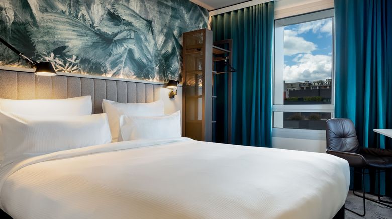 <b>Motel One Paris Versailles Room</b>. Images powered by <a href="https://www.leonardoworldwide.com/" title="Leonardo Worldwide" target="_blank">Leonardo</a>.