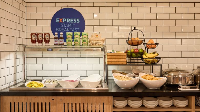 <b>Holiday Inn Express London - Limehouse Restaurant</b>. Images powered by <a href="https://www.leonardoworldwide.com/" title="Leonardo Worldwide" target="_blank">Leonardo</a>.