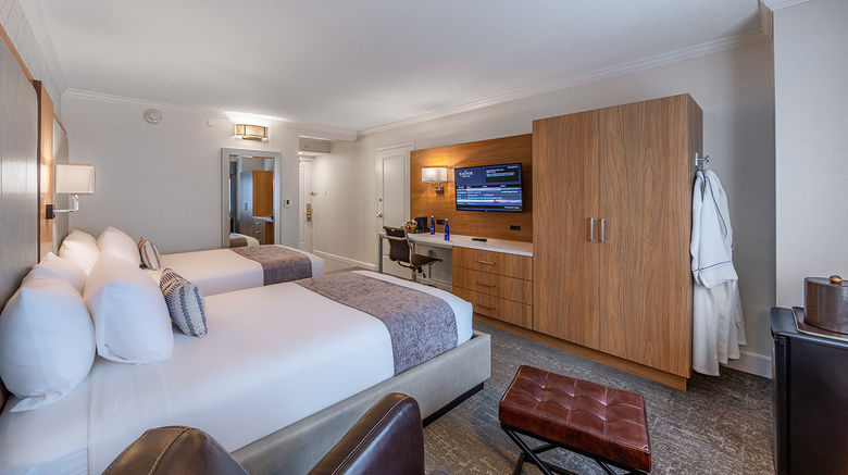 <b>The Radnor Hotel Room</b>. Images powered by <a href="https://www.leonardoworldwide.com/" title="Leonardo Worldwide" target="_blank">Leonardo</a>.