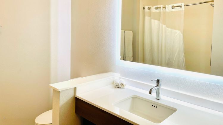 Holiday Inn Express & Suites Blythe Room