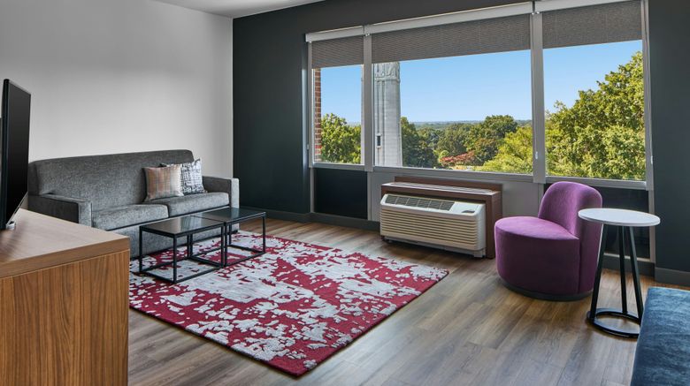 <b>Aloft Raleigh Room</b>. Images powered by <a href="https://www.leonardoworldwide.com/" title="Leonardo Worldwide" target="_blank">Leonardo</a>.