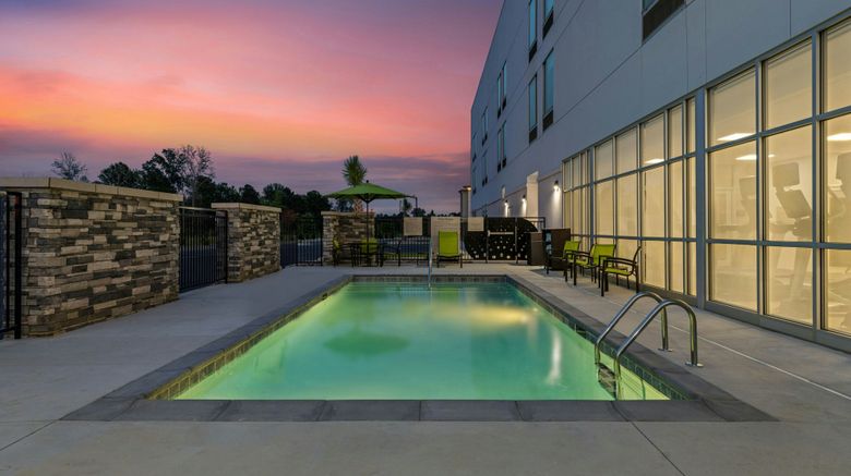 <b>SpringHill Suites by Marriott Pool</b>. Images powered by <a href="https://www.leonardoworldwide.com/" title="Leonardo Worldwide" target="_blank">Leonardo</a>.