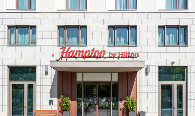Hampton by Hilton Dresden City Exterior