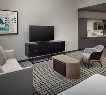 Homewood Suites Hilton The Gulch Room