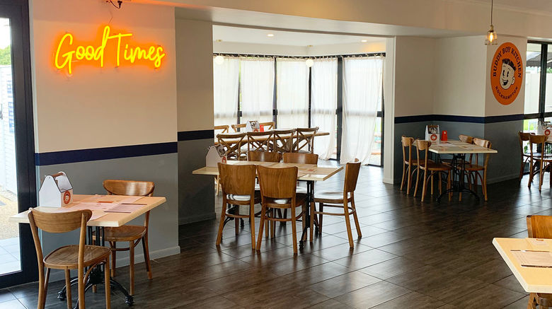 <b>The Stirling Hotel Rockhampton Restaurant</b>. Images powered by <a href="https://www.leonardoworldwide.com/" title="Leonardo Worldwide" target="_blank">Leonardo</a>.