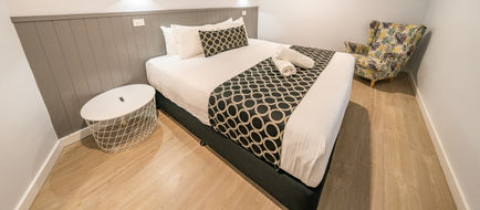 Bega Motel Room