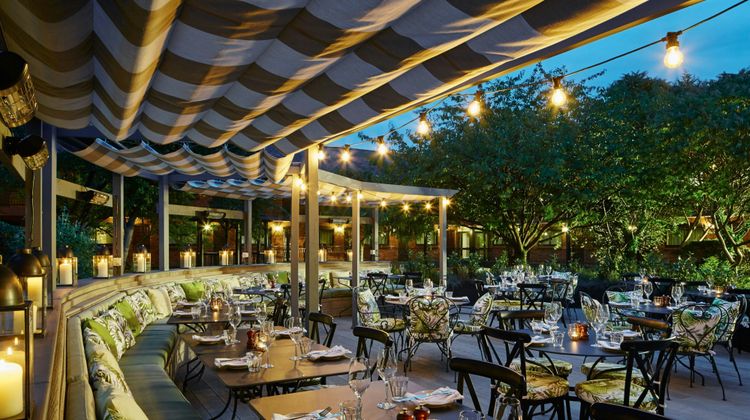 Delta by Marriott Manchester Airport Restaurant