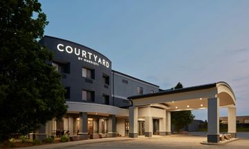 Courtyard Hamilton