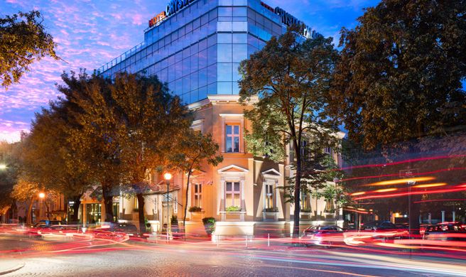 Crystal Palace Boutique Hotel Exterior