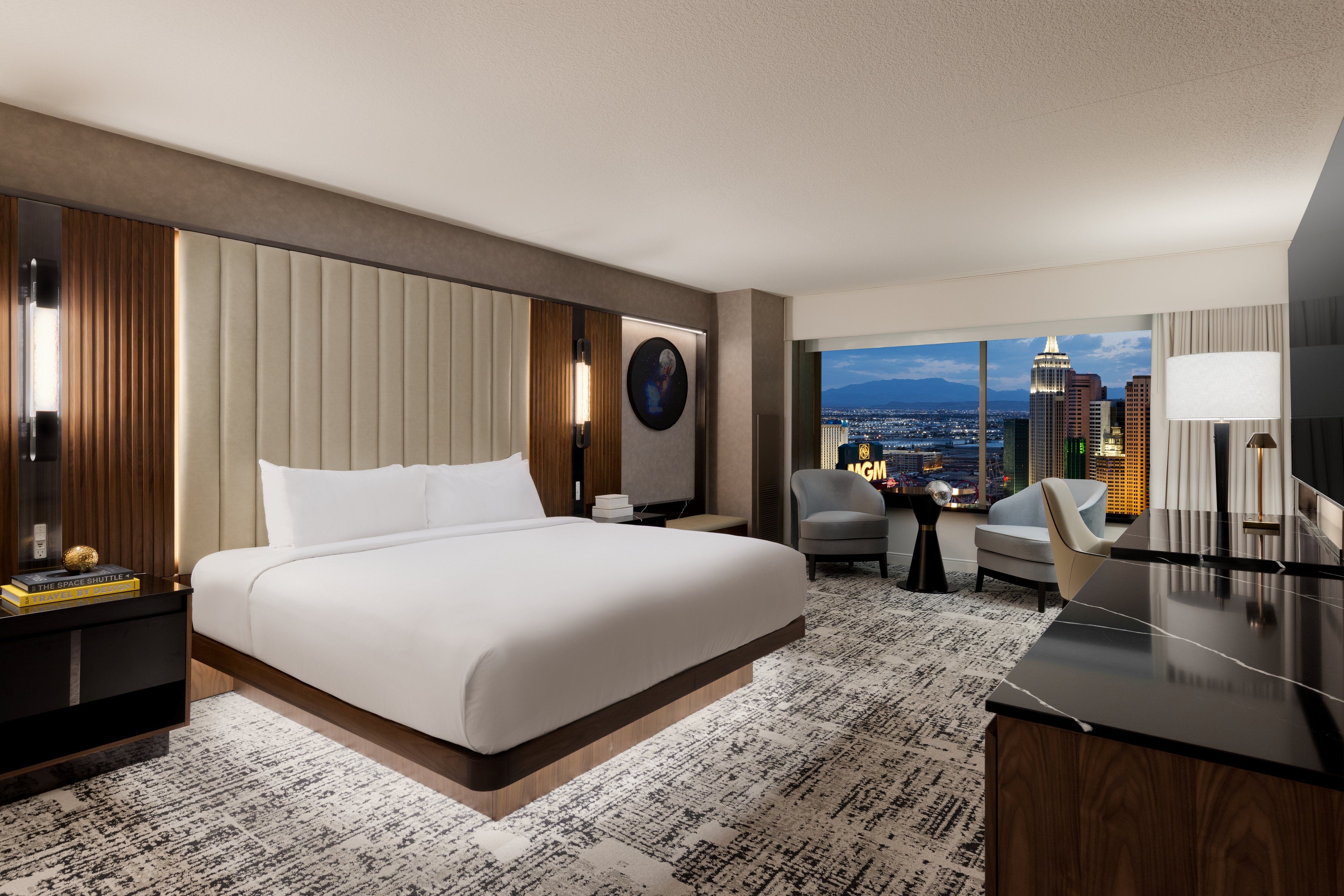 ●M.G.M. GRAN MGM Grand Hotel & Casino- Las Vegas, NV Hotels- Deluxe