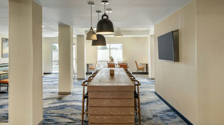 Fairfield Inn & Suites Restaurant